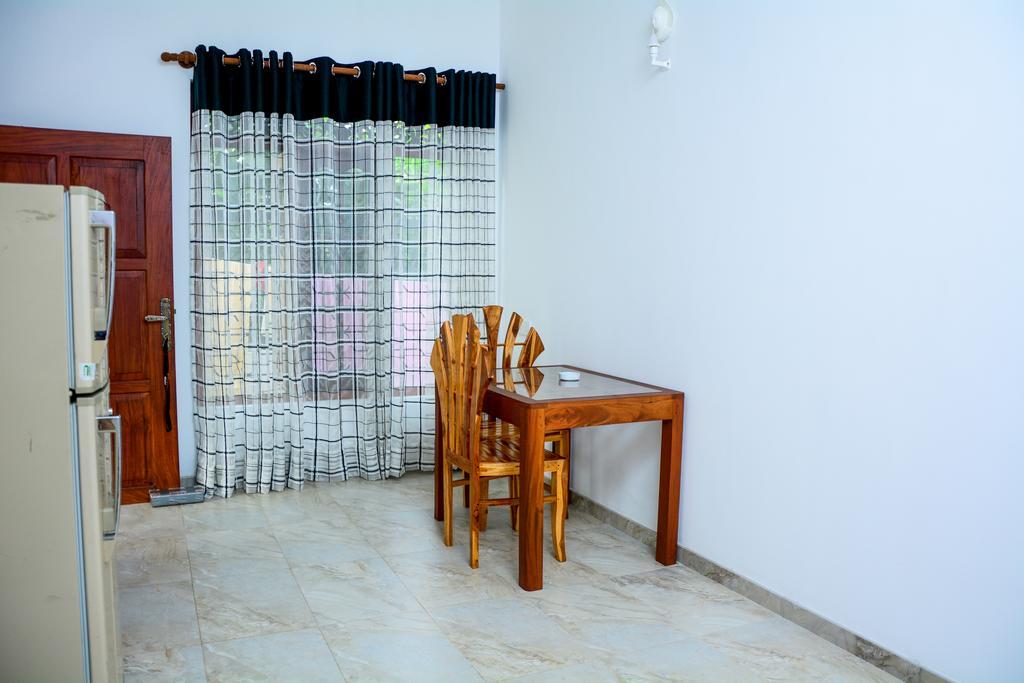 Villa Shanaya ฮิกคาดูวา ภายนอก รูปภาพ