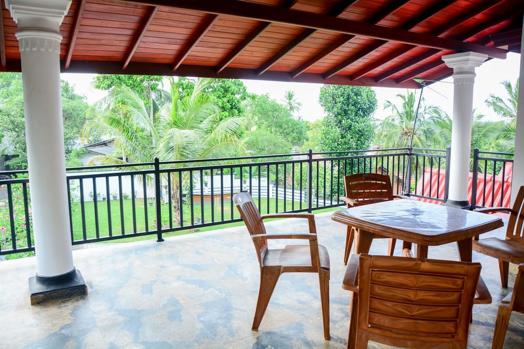 Villa Shanaya ฮิกคาดูวา ภายนอก รูปภาพ