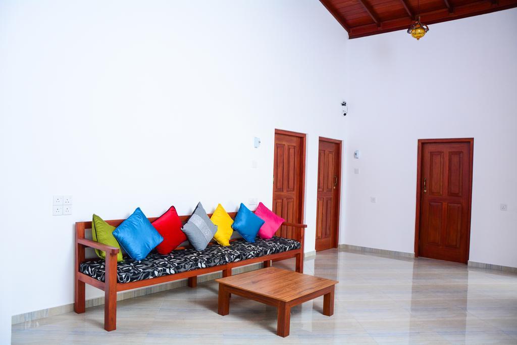 Villa Shanaya ฮิกคาดูวา ภายนอก รูปภาพ