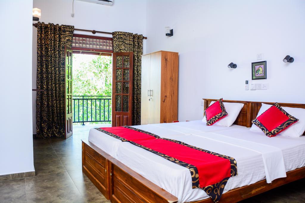 Villa Shanaya ฮิกคาดูวา ภายนอก รูปภาพ